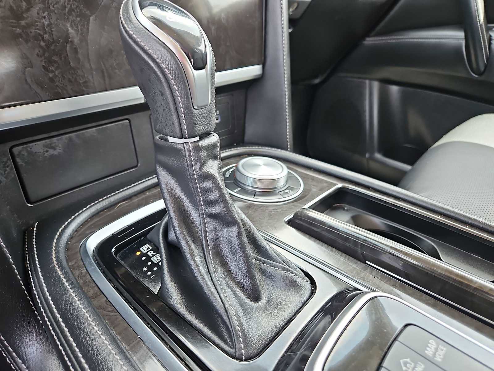 Used 2024 INFINITI QX80 Luxe AWD/4WD image 25