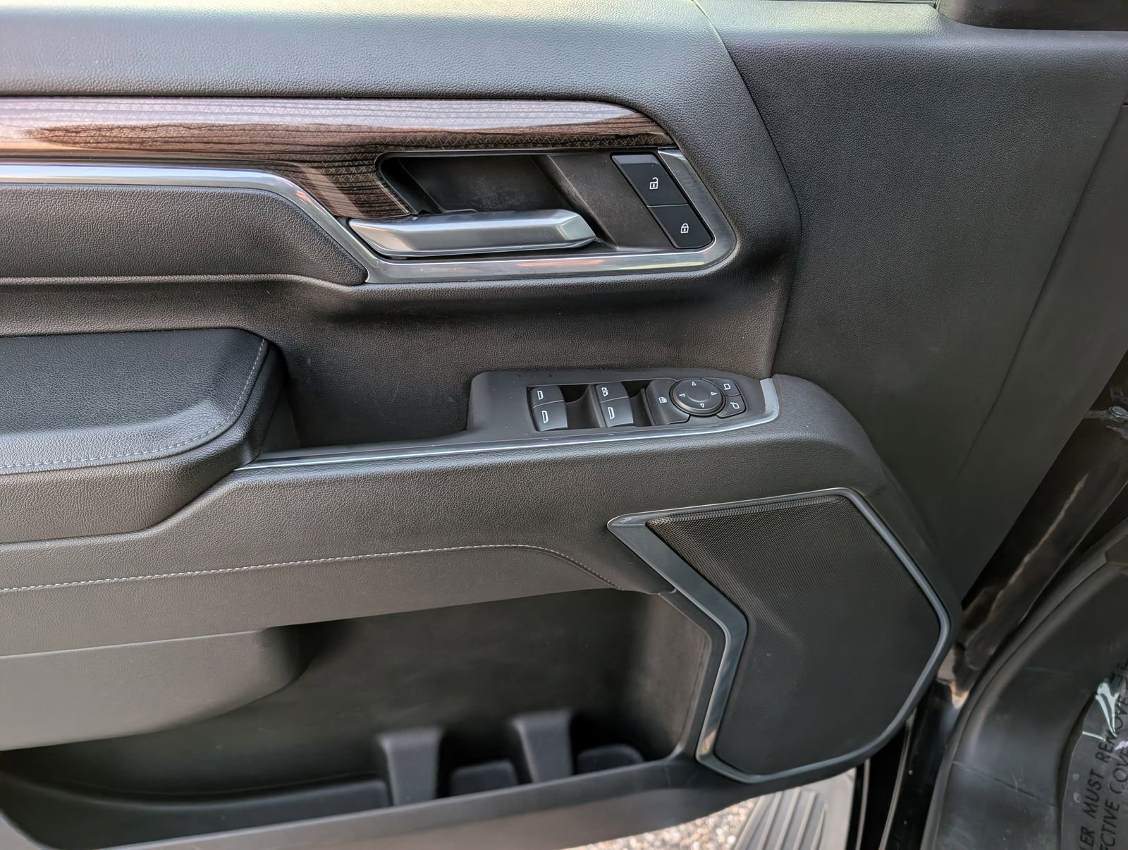 Used 2024 Chevrolet Silverado 2500 LT image 18