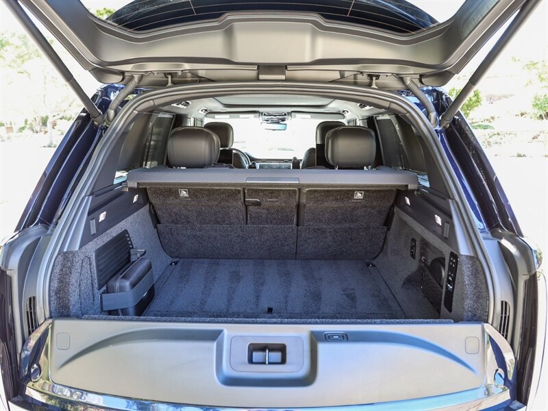 Used 2023 Land Rover Range Rover Autobiography AWD/4WD image 32