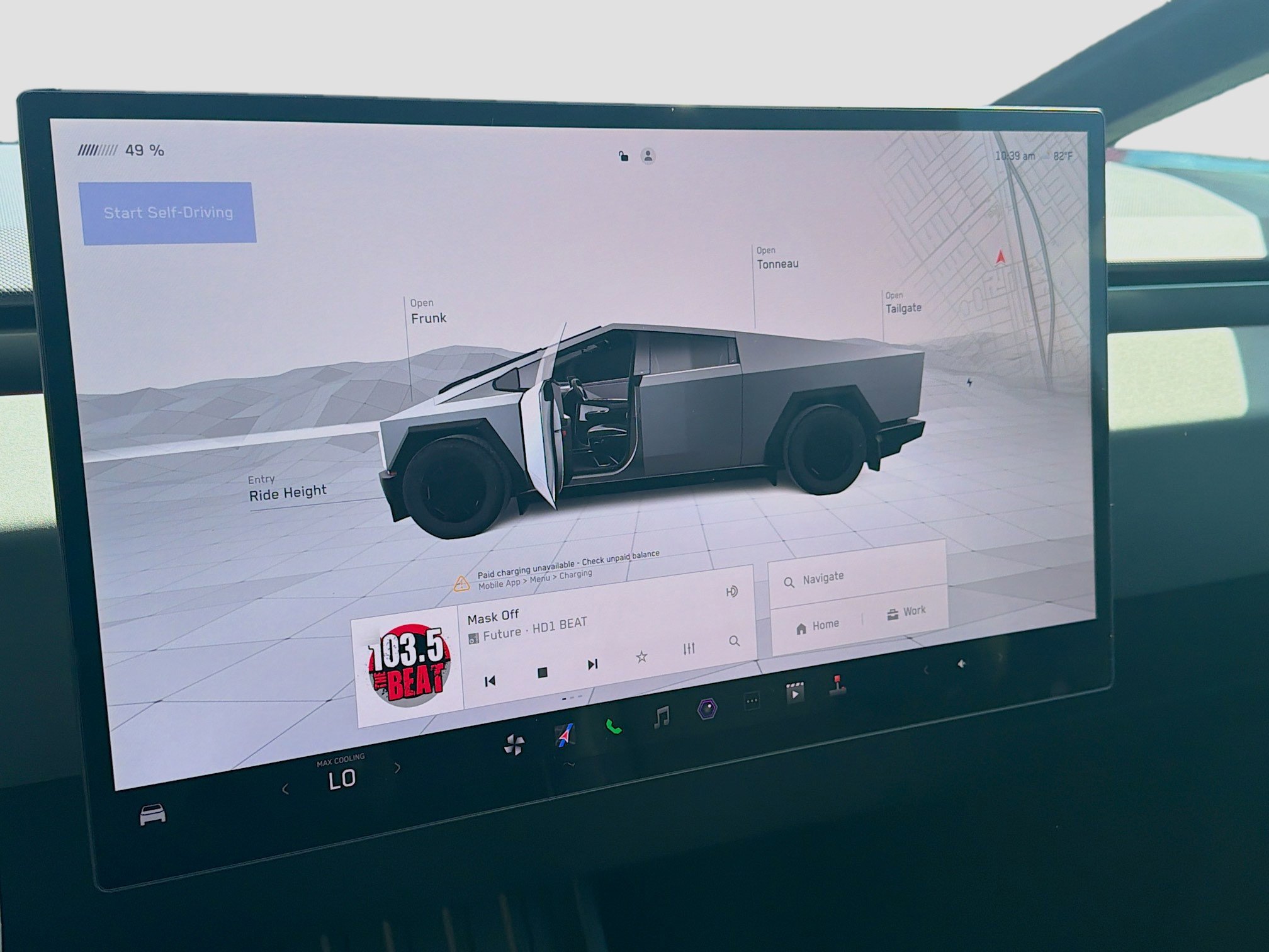 Used 2025 Tesla Cybertruck AWD Crew Cab image 10