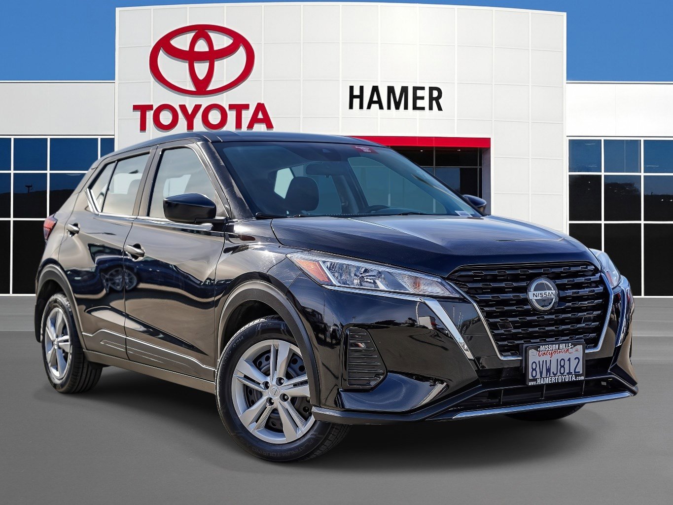 Used 2021 Nissan Kicks S video 1