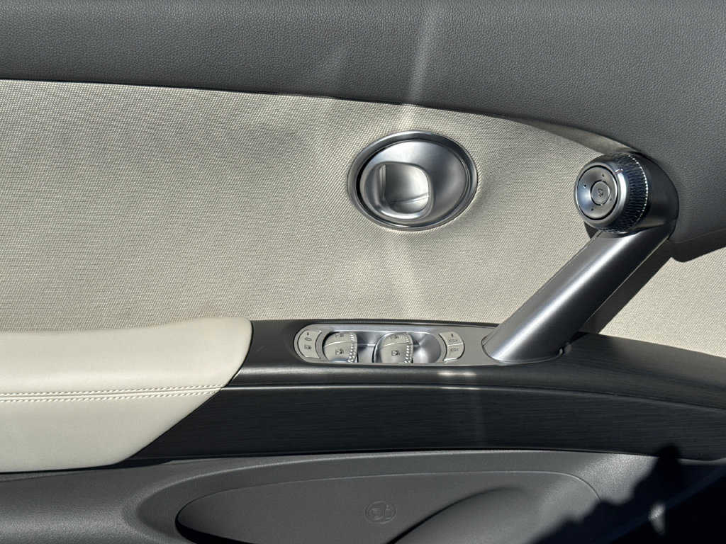 New 2027 Genesis GV60 RWD image 10