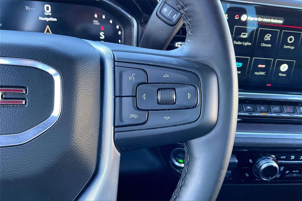 Used 2025 GMC Sierra 1500 SLT image 20