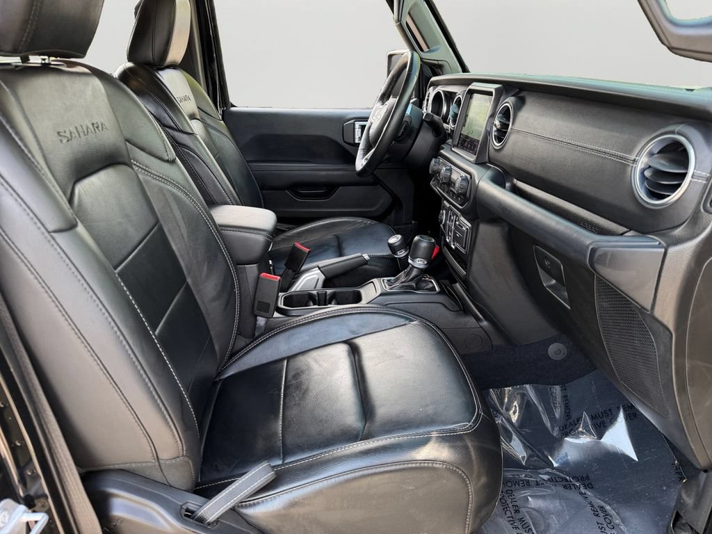 Used 2019 Jeep Wrangler Unlimited Sahara AWD/4WD image 8