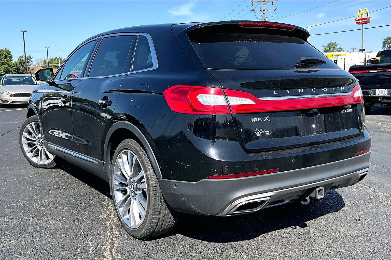Used 2016 Lincoln MKX Reserve w/ Technology Package AWD/4WD image 5