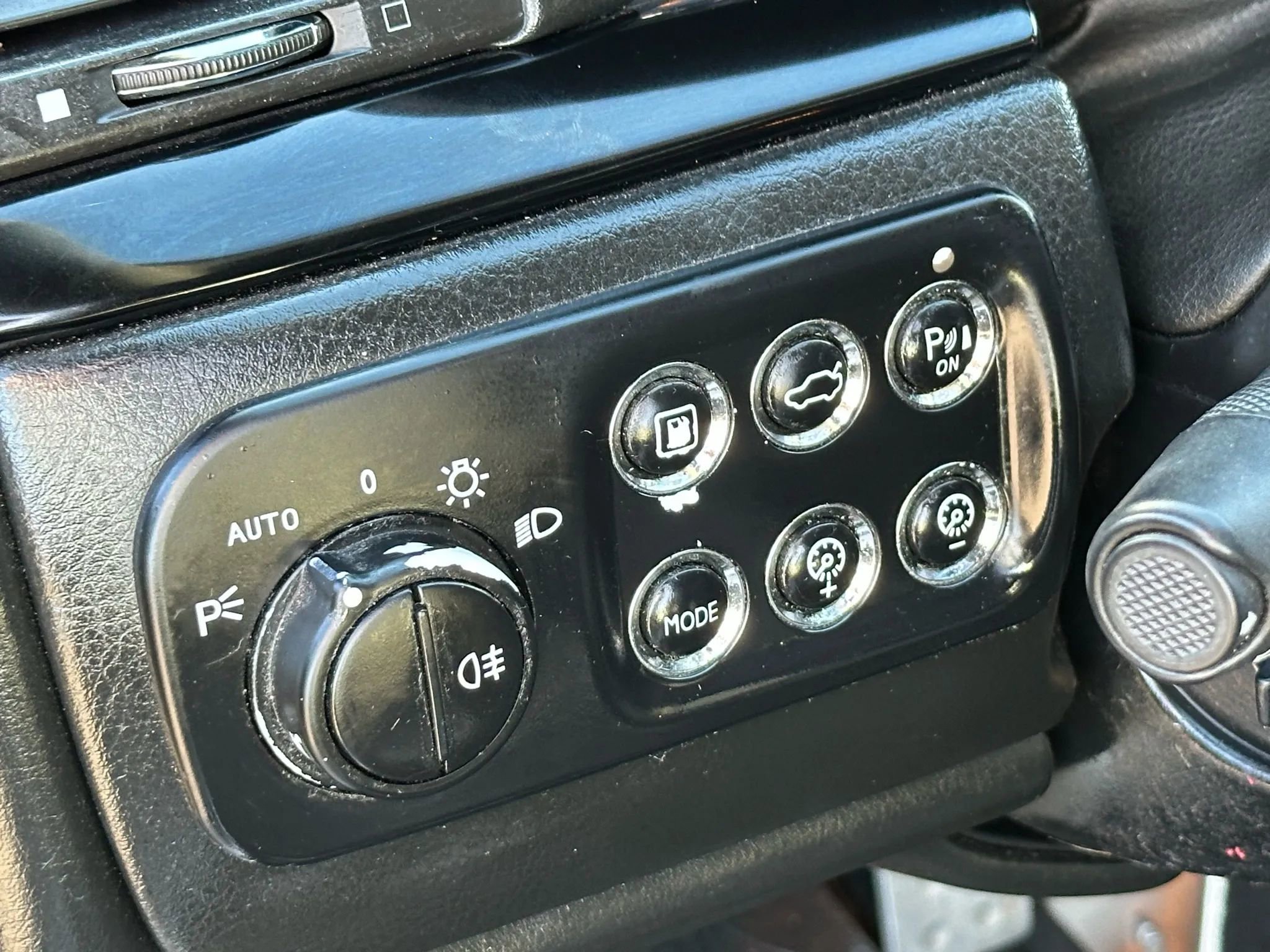 Used 2014 Maserati GranTurismo Sport image 29