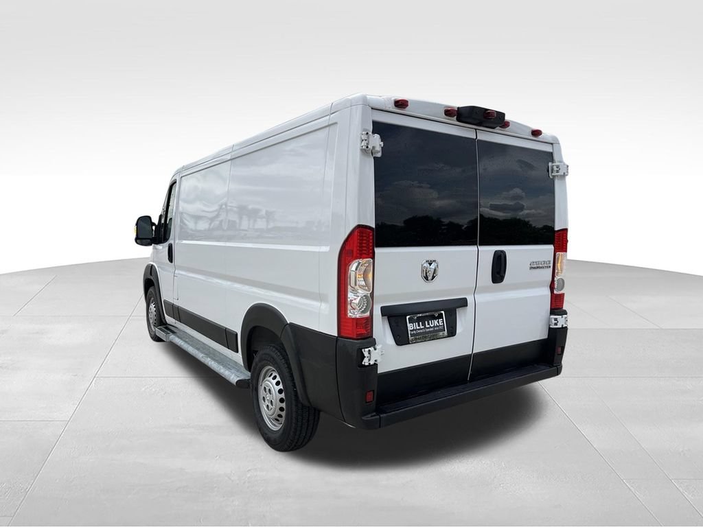 Used 2025 RAM ProMaster 2500 w/ U-Haul Equipment Group FWD image 9
