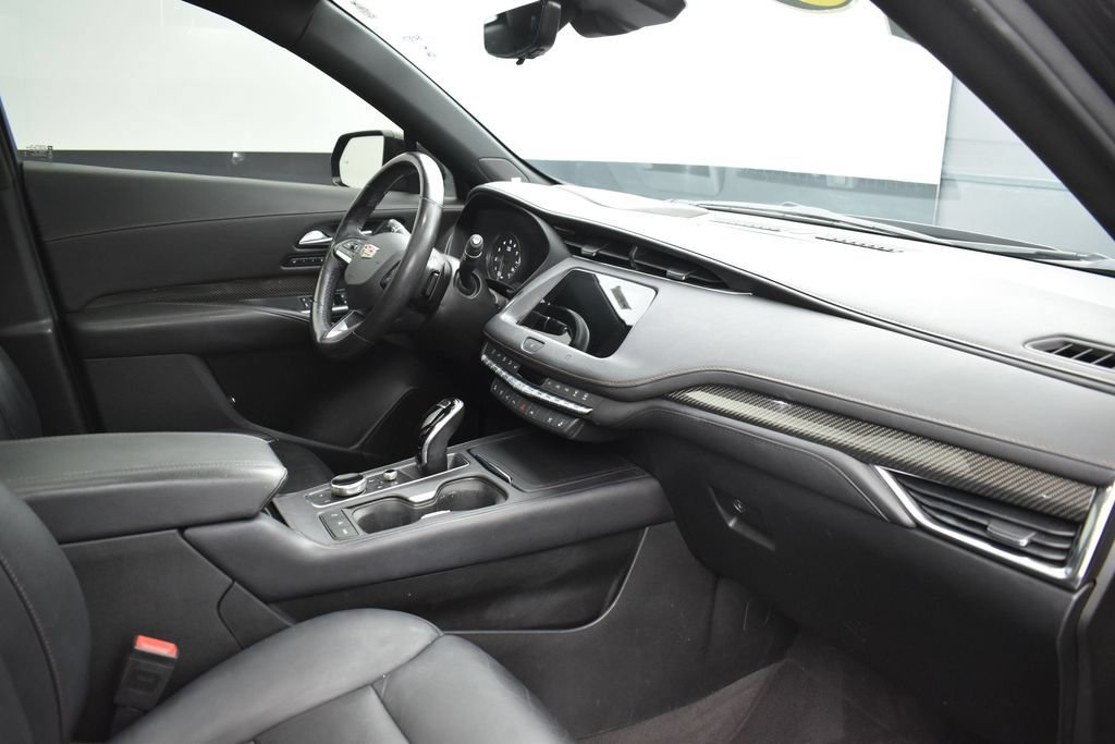 Used 2020 Cadillac XT4 Sport AWD/4WD image 37