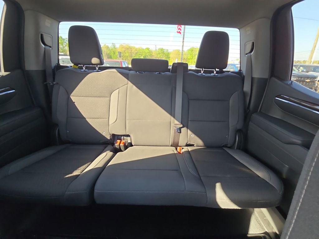 Used 2023 Chevrolet Silverado 1500 LT image 28