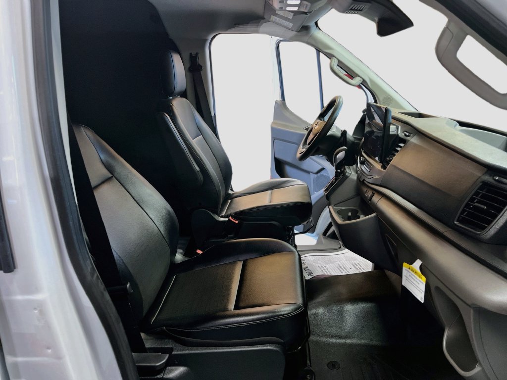 Used 2026 Ford Transit 250 Low Roof w/ Load Area Protection Package RWD image 25