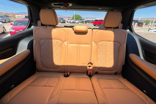 New 2026 Jeep Grand Wagoneer Summit AWD/4WD image 22