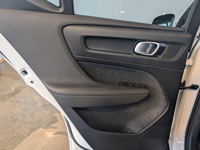 Used 2026 Volvo XC40 B5 Core w/ Climate Package image 23