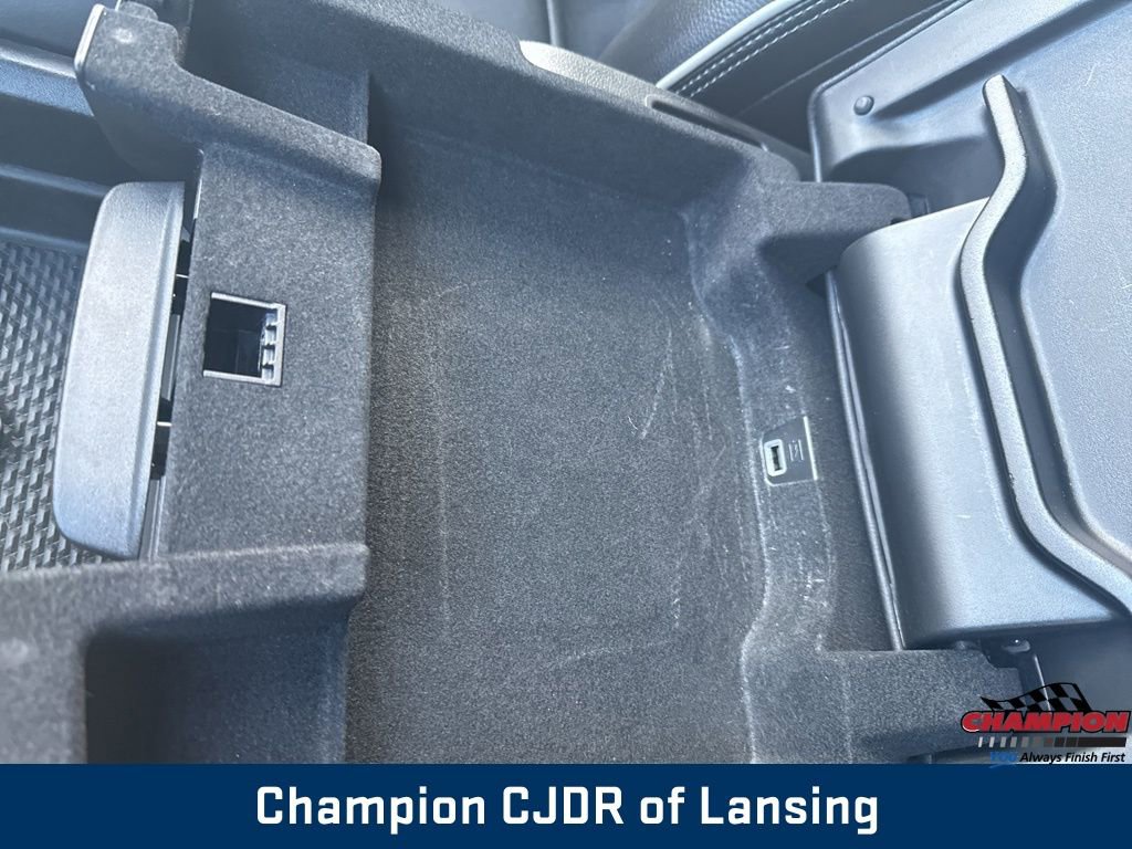 Used 2025 RAM 1500 Laramie w/ Sport Appearance Package image 27