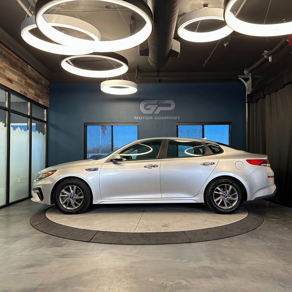 Used 2020 Kia Optima LX image 6