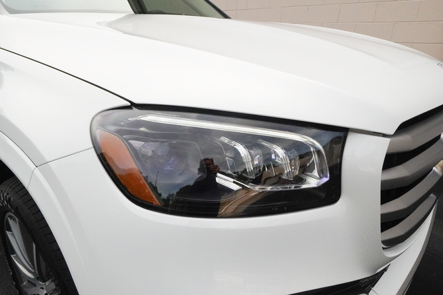 Used 2025 Mercedes-Benz GLS 580 4MATIC image 33