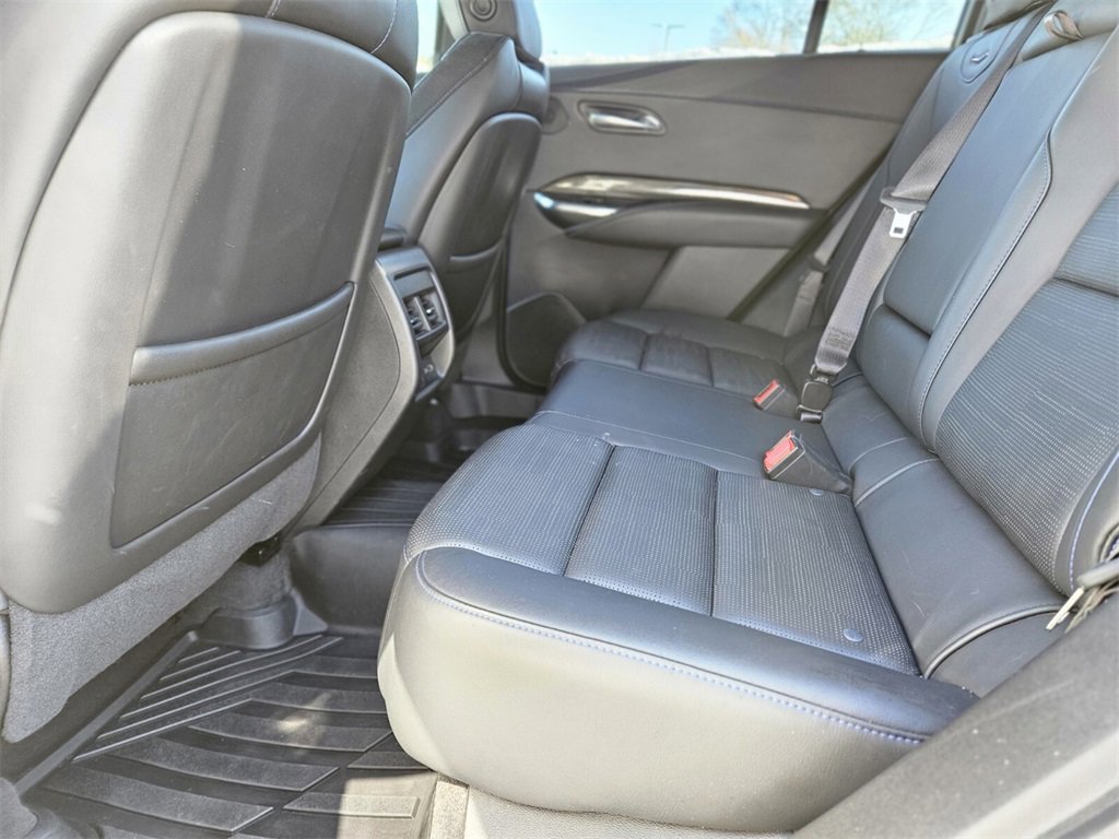 Used 2024 Cadillac XT4 Sport image 13