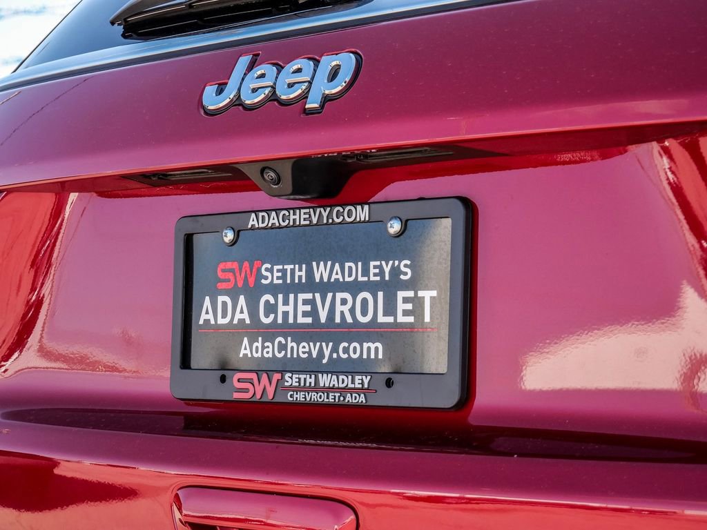 Used 2025 Jeep Compass Limited image 10