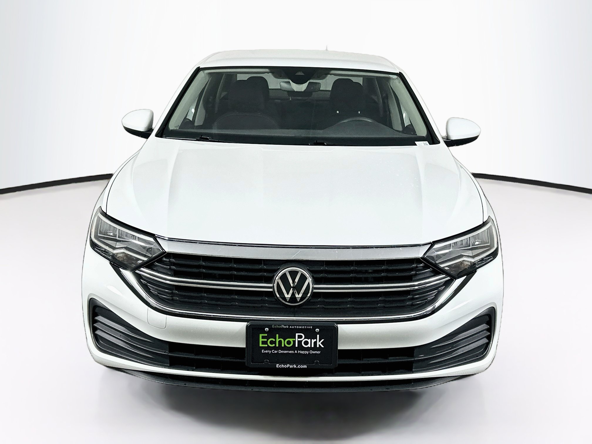 Used 2024 Volkswagen Jetta S FWD image 2