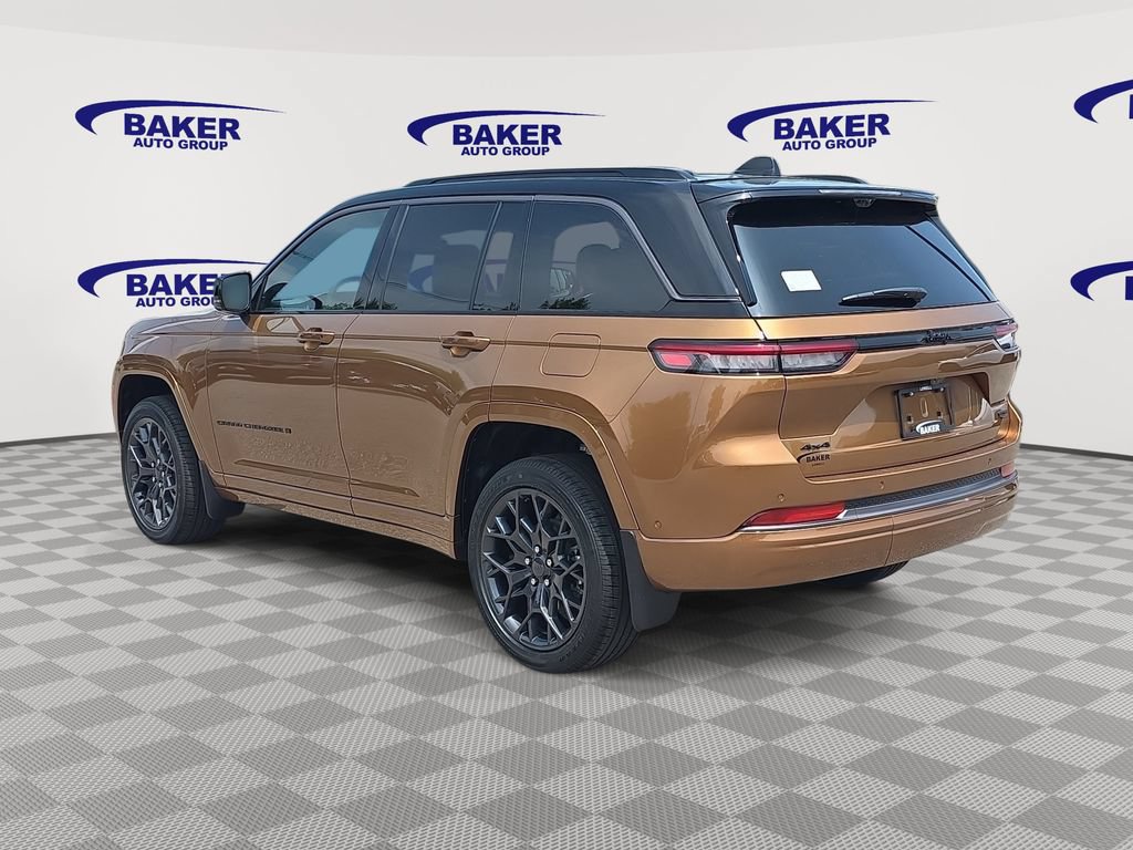 New 2026 Jeep Grand Cherokee Summit w/ Obsidian Package AWD/4WD image 5