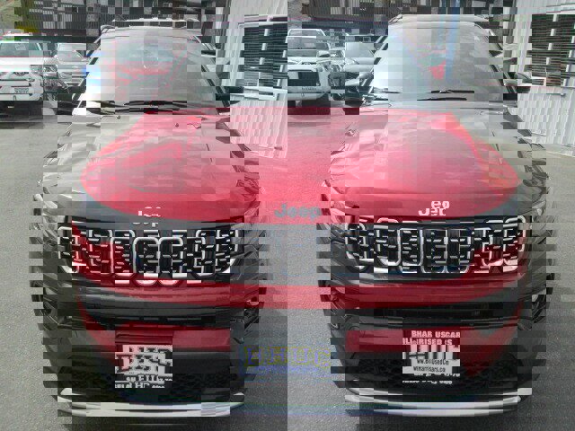 Used 2025 Jeep Compass Limited image 2