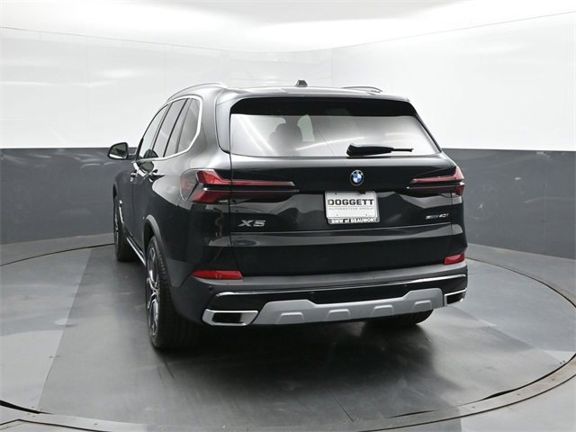 New 2026 BMW X5 sDrive40i w/ Climate Comfort Package image 8