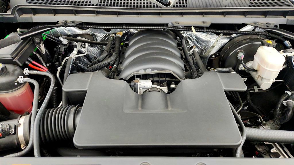 Used 2016 Chevrolet Silverado 1500 LT AWD/4WD image 23
