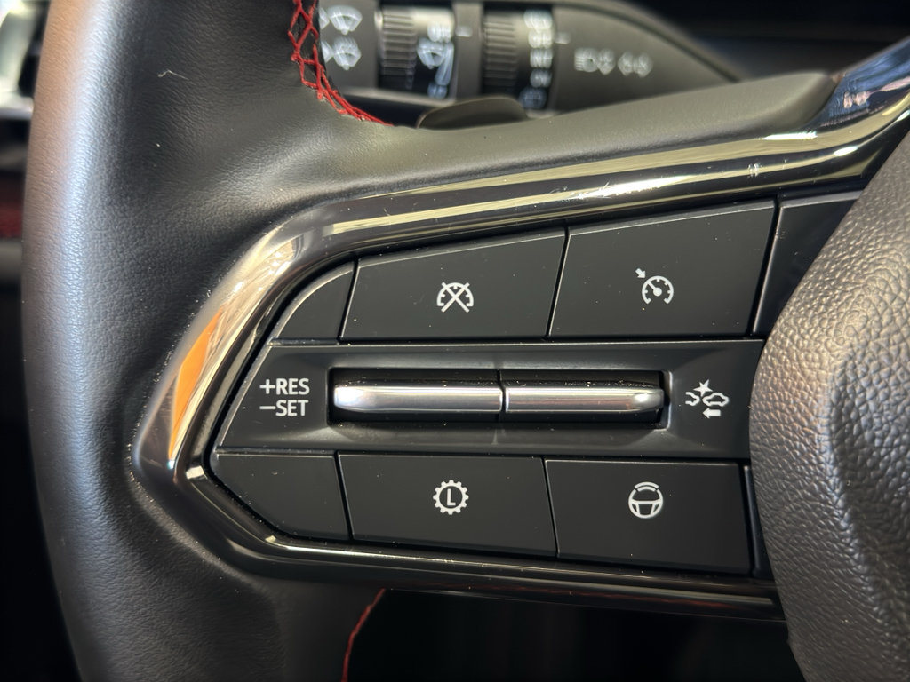 Used 2026 Chevrolet Traverse RS w/ LPO, Floor Liner Package AWD/4WD image 24