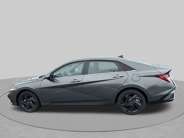 New 2026 Hyundai Elantra SEL Sport Premium FWD image 5