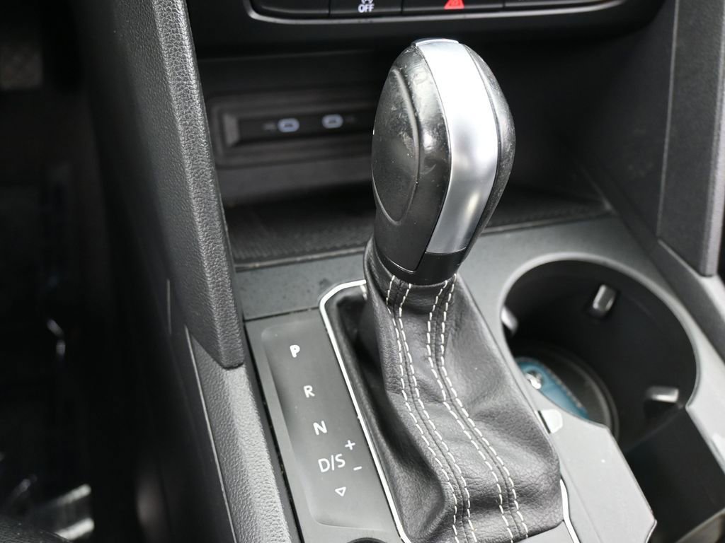 Used 2021 Volkswagen Atlas SE image 21