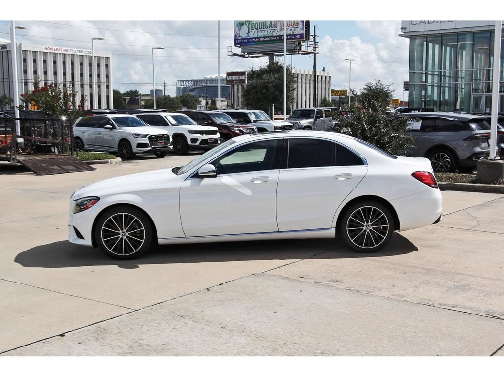 Used 2021 Mercedes-Benz C 300 Sedan image 4