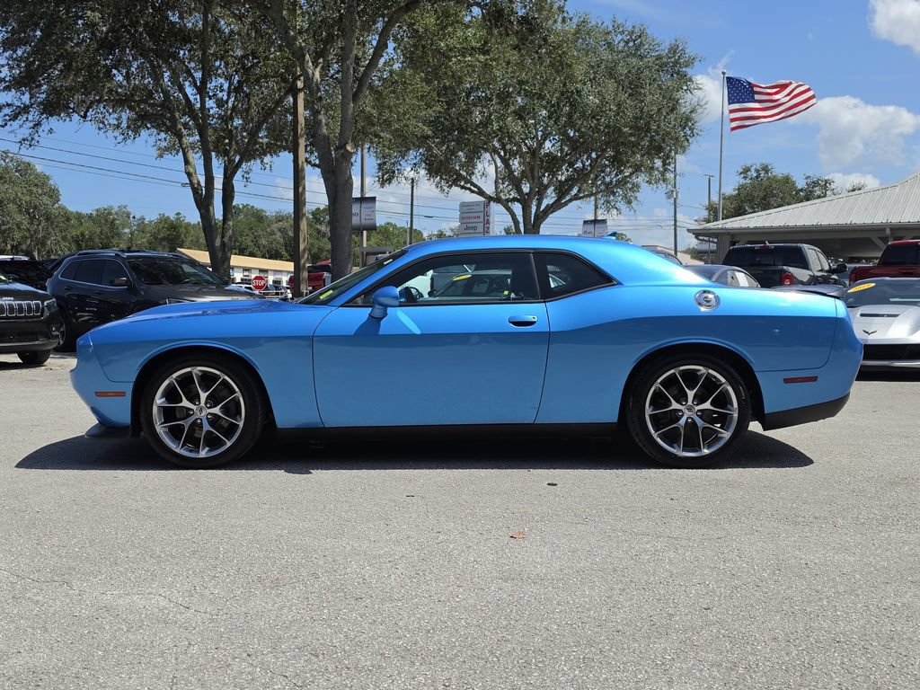 Certified 2019 Dodge Challenger GT w/ Plus Package RWD image 6