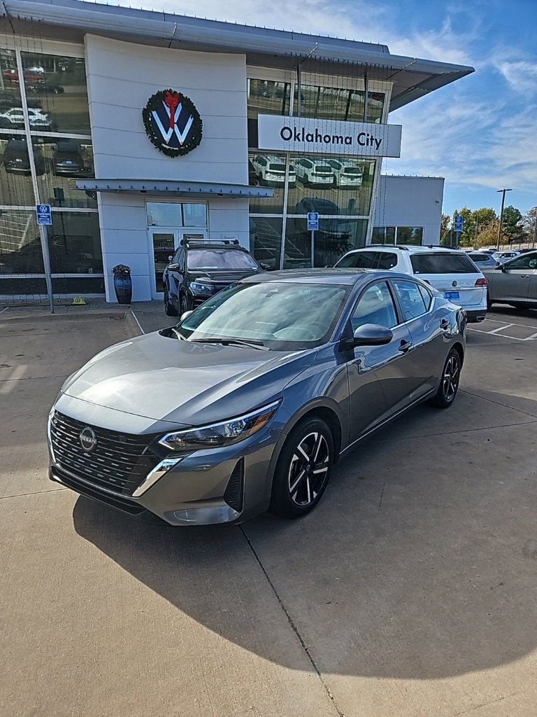 Used 2024 Nissan Sentra SV image 1
