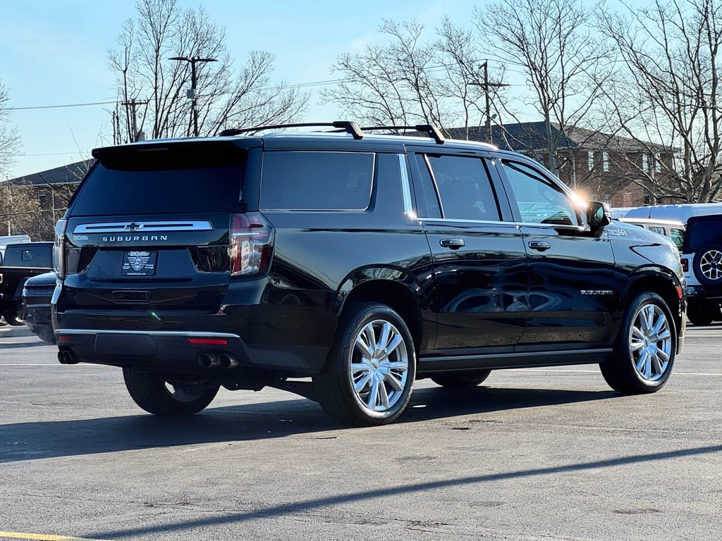 Used 2022 Chevrolet Suburban High Country AWD/4WD image 7