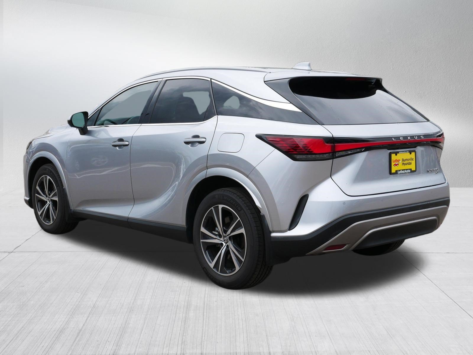 Used 2024 Lexus RX 350 AWD image 5