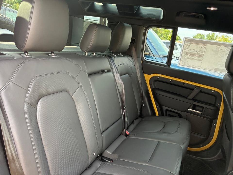 New 2026 Land Rover Defender 110 Trophy Edition AWD/4WD image 26