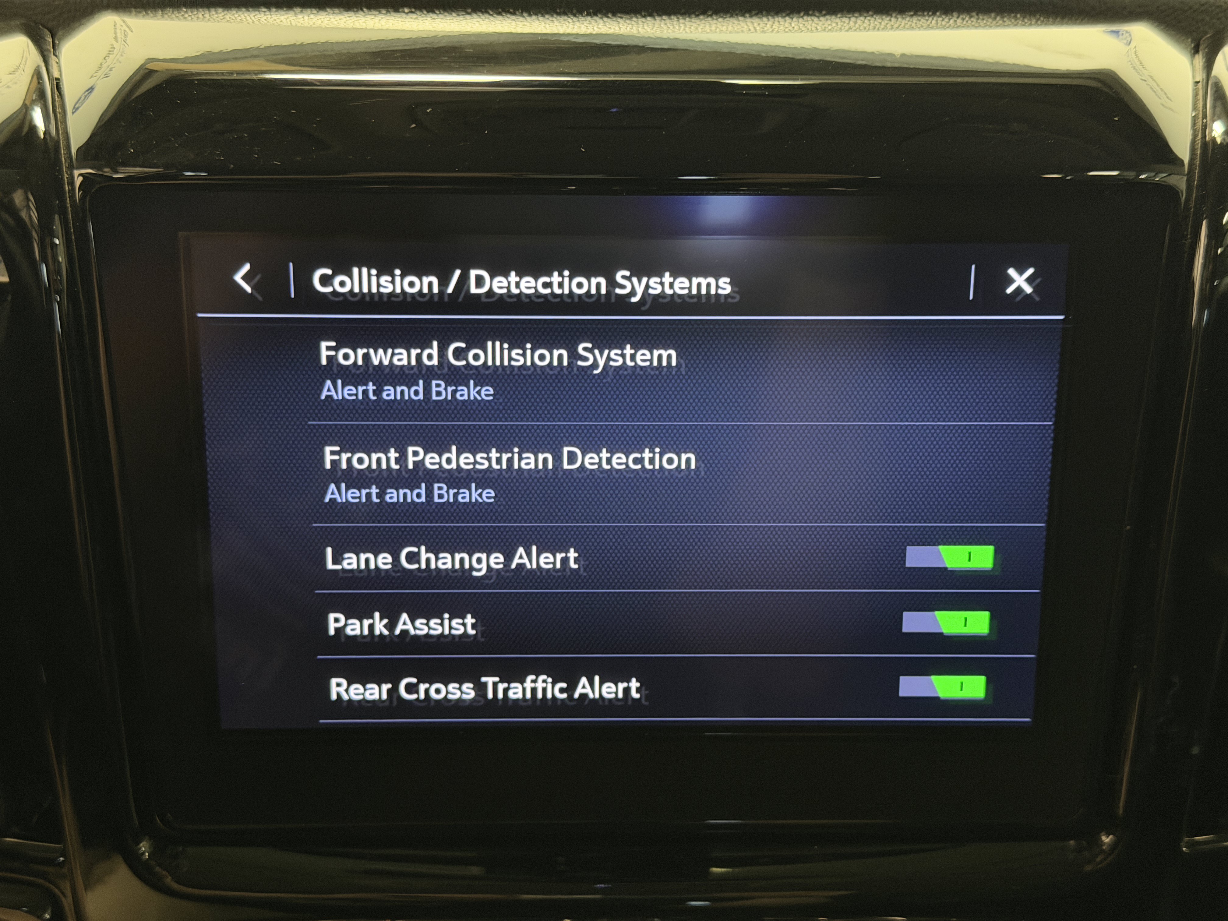 Used 2020 Chevrolet Traverse RS FWD image 8