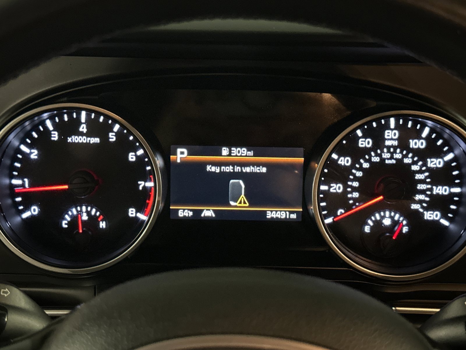 Certified 2024 Kia Carnival LX image 24