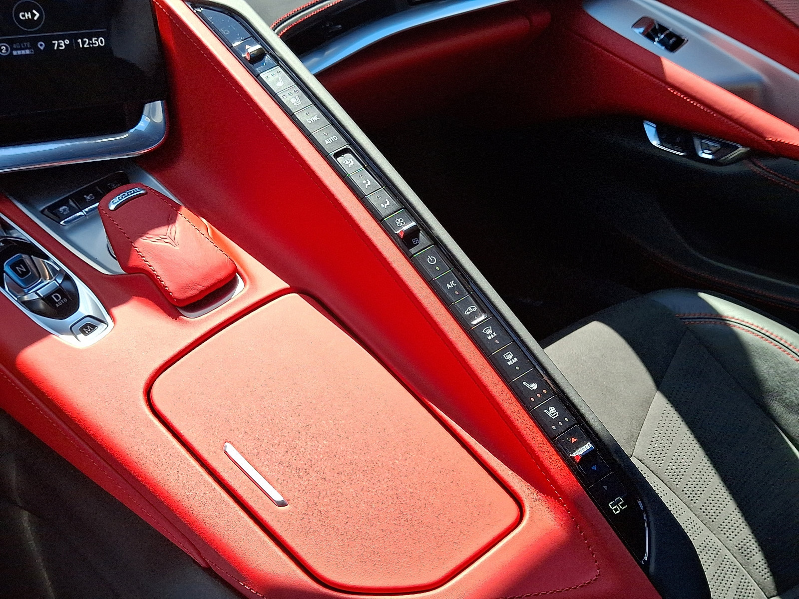 Used 2021 Chevrolet Corvette Stingray Premium Cpe w/ Z51 Performance Package image 17