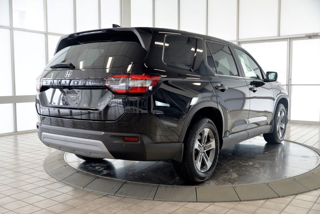 Used 2023 Honda Pilot EX-L image 8