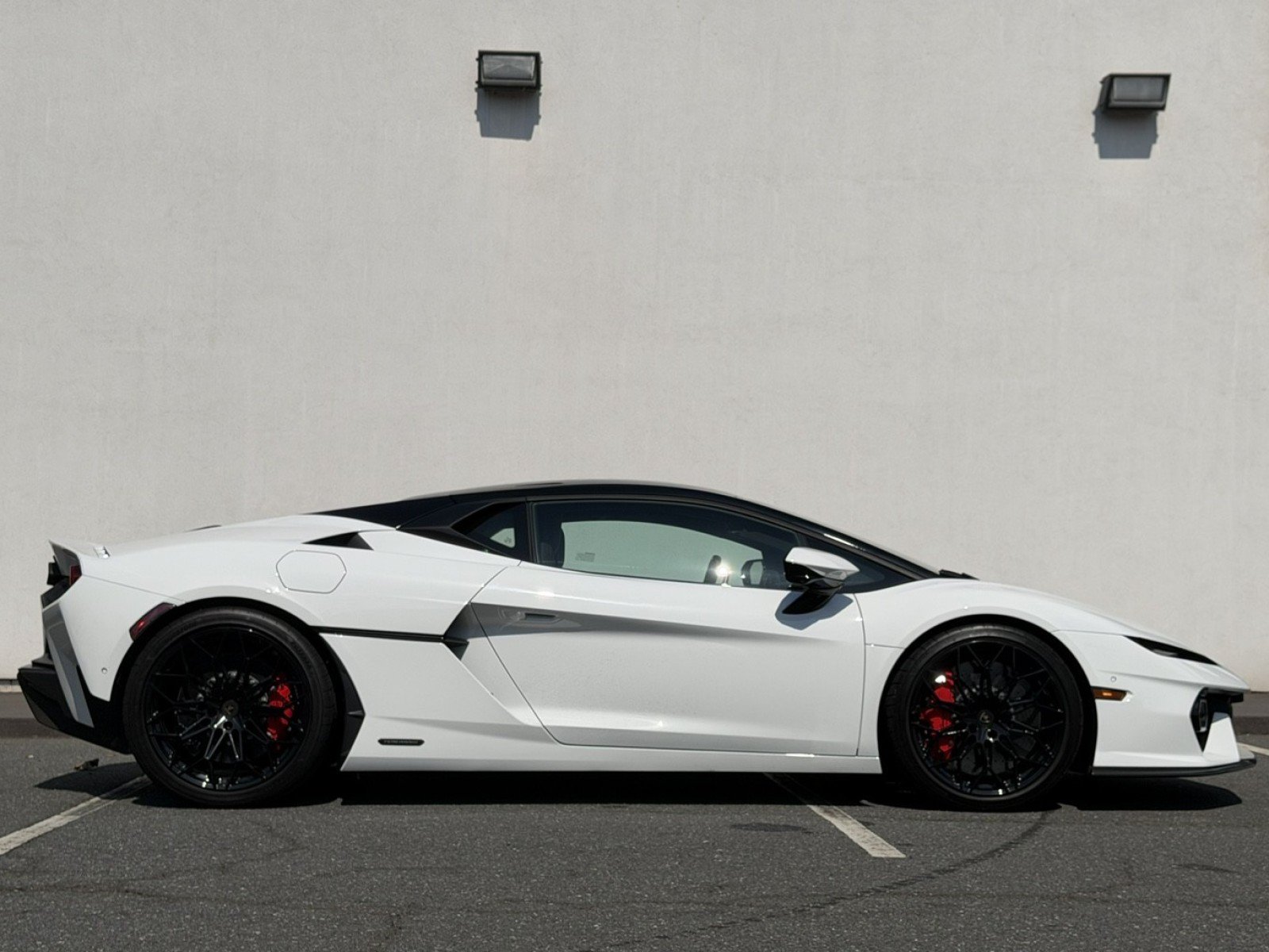 Used 2026 Lamborghini Temerario AWD/4WD image 8