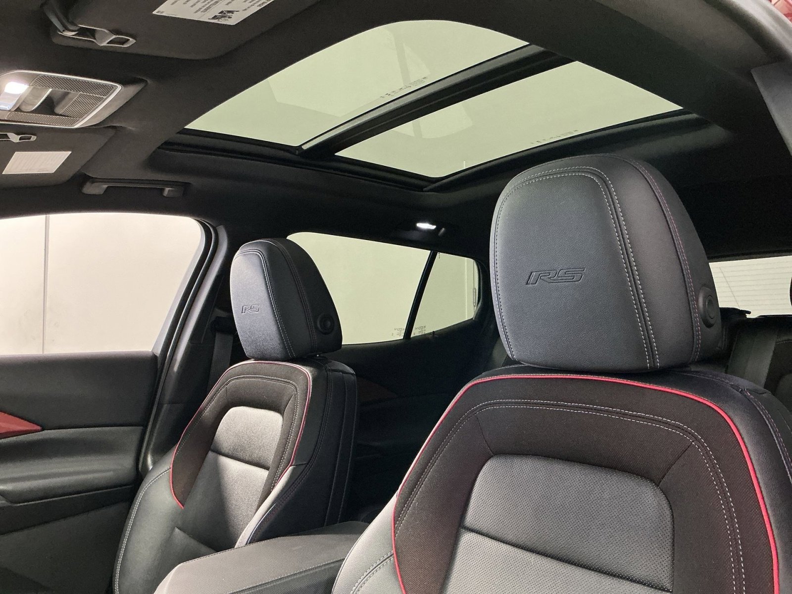 New 2025 Chevrolet Equinox EV RS w/ Active Safety Package 3 image 31