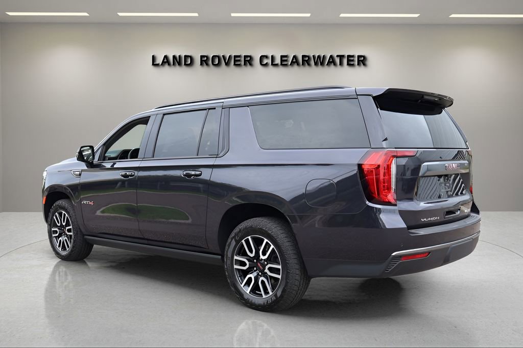 Used 2024 GMC Yukon XL AT4 w/ AT4 Premium Package AWD/4WD image 3