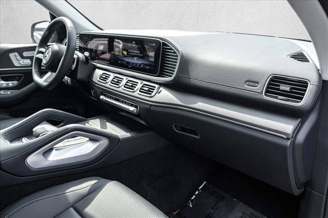 Certified 2026 Mercedes-Benz GLS 450 4MATIC image 27