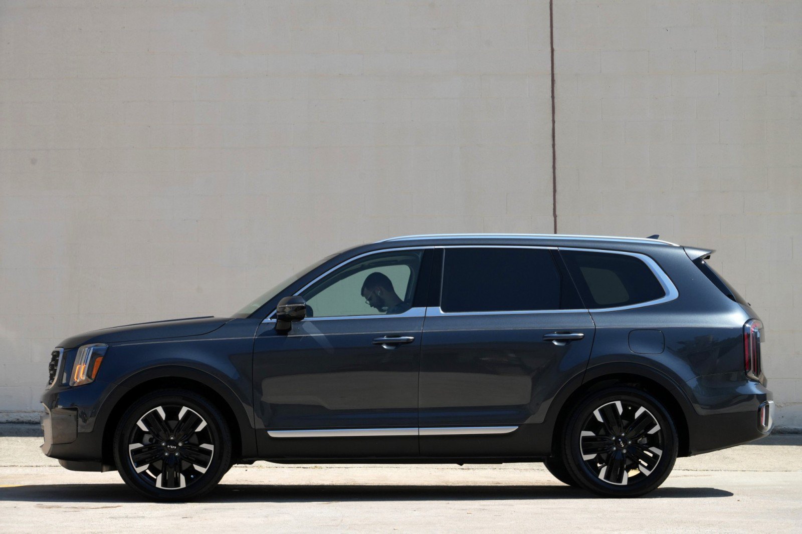 Used 2024 Kia Telluride SX Prestige AWD/4WD image 9