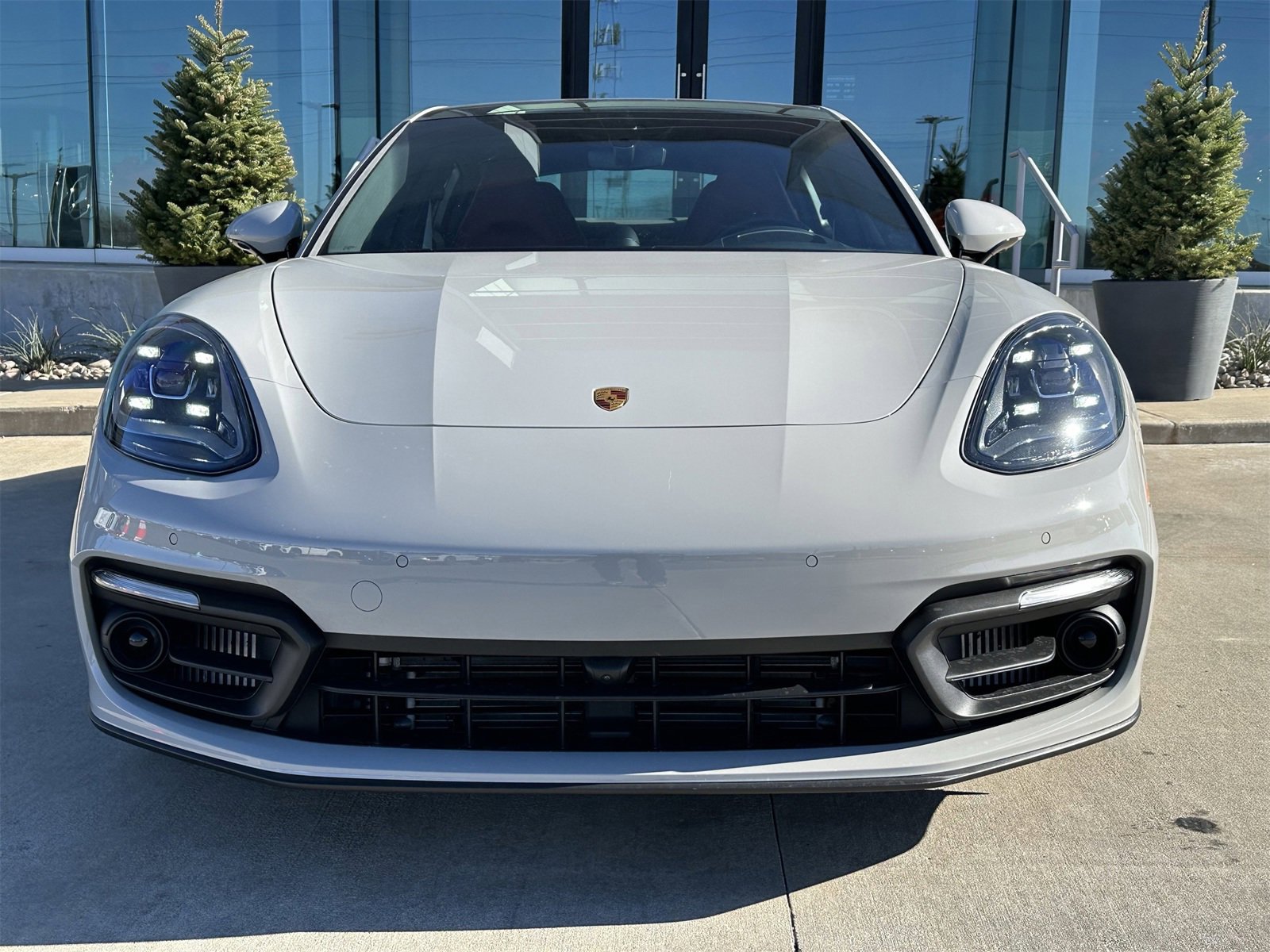Certified 2023 Porsche Panamera 4 Platinum Edition image 10