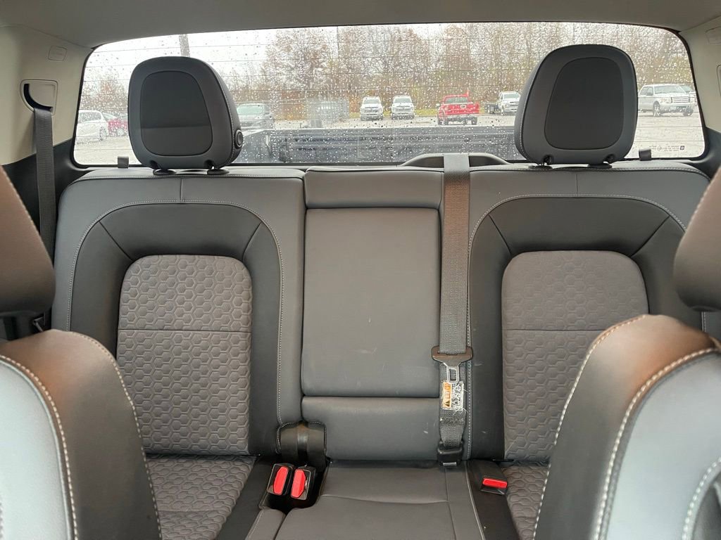 Used 2015 Chevrolet Colorado Z71 image 12