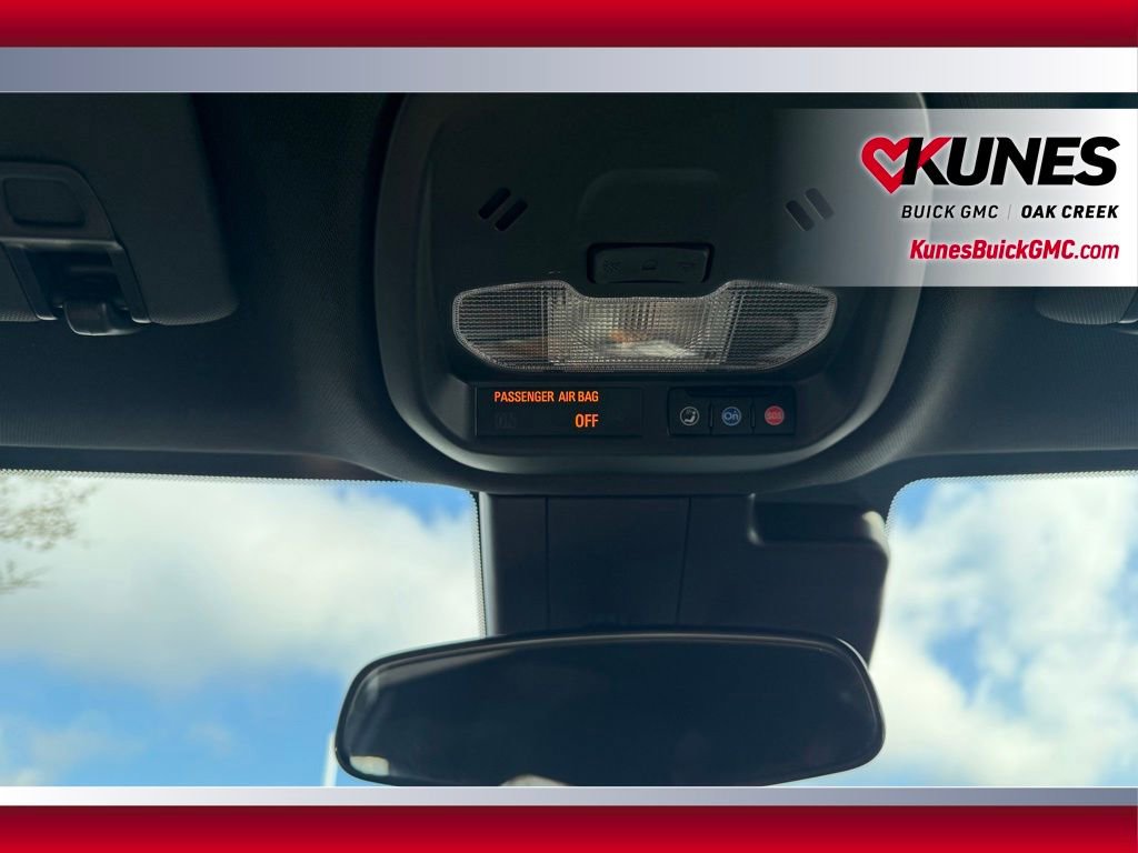 Used 2025 Buick Envista Preferred image 20