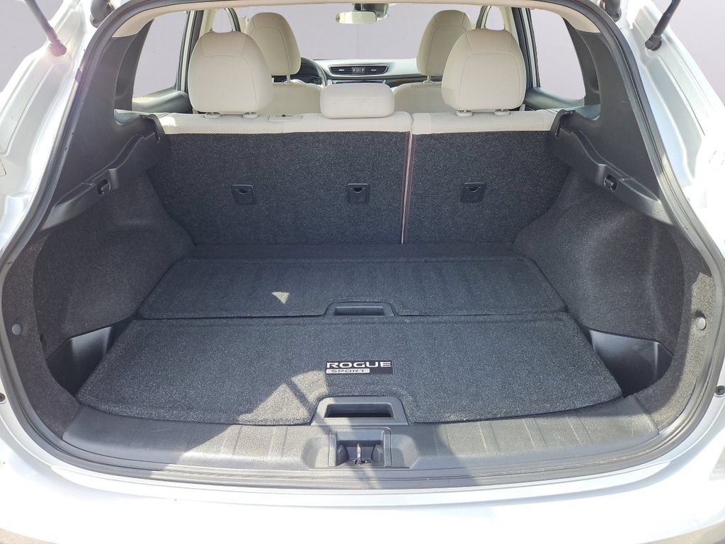 Used 2019 Nissan Rogue Sport SV AWD/4WD image 29