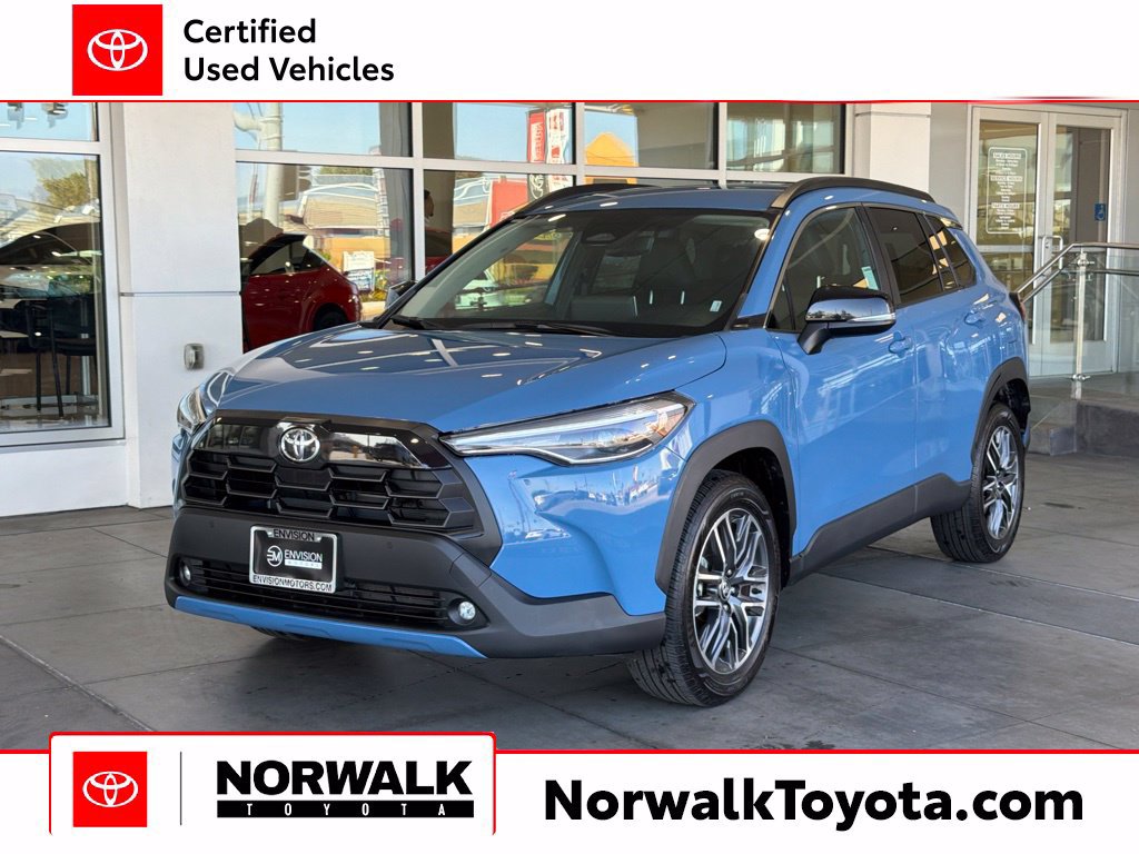 Certified 2026 Toyota Corolla Cross XLE FWD image 1