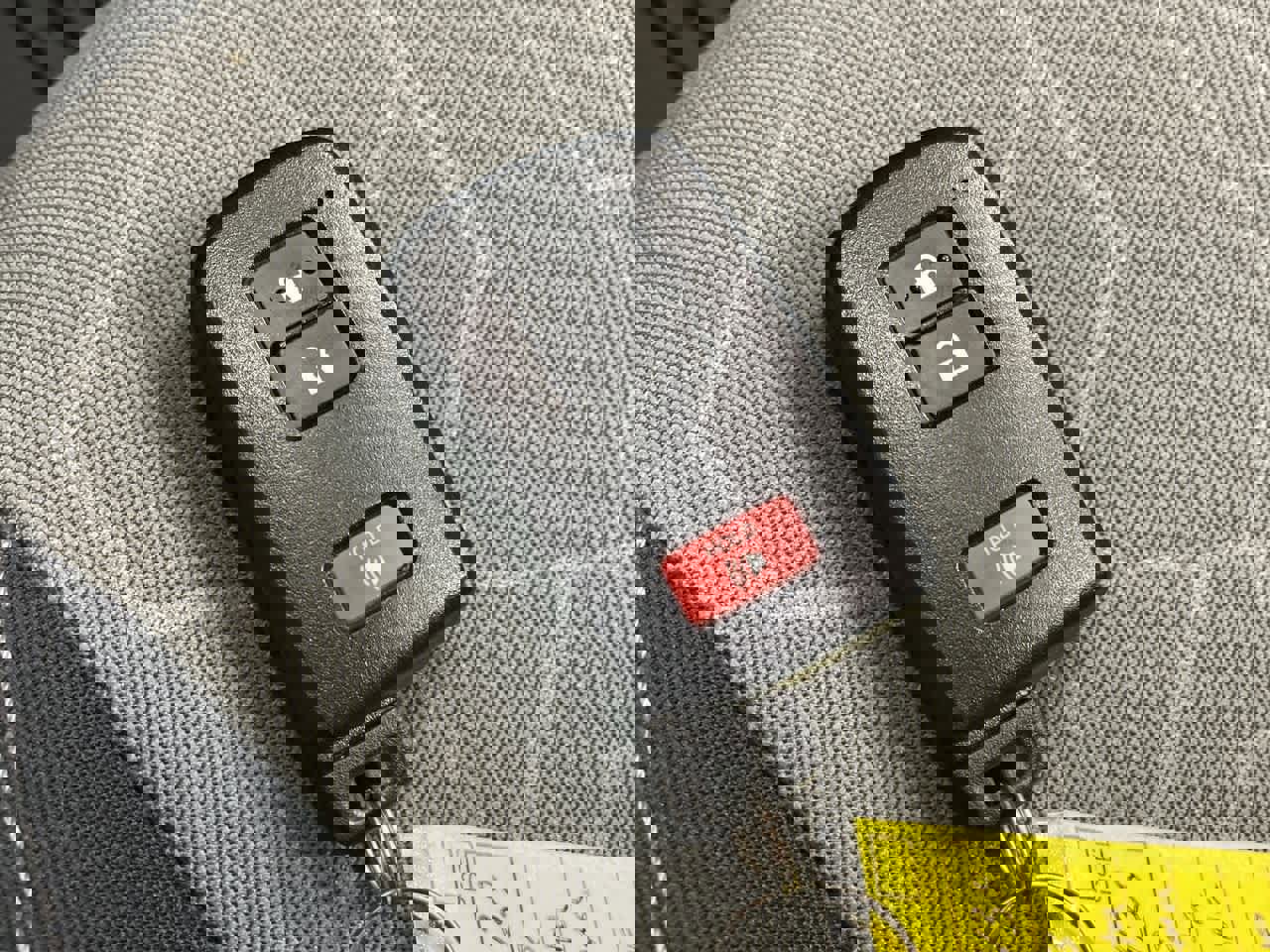 Used 2023 Toyota Tacoma TRD Off-Road image 28